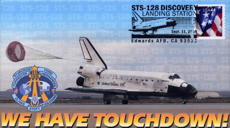 STS-128 Touchdown! EAFB CA Sep 11, 2009